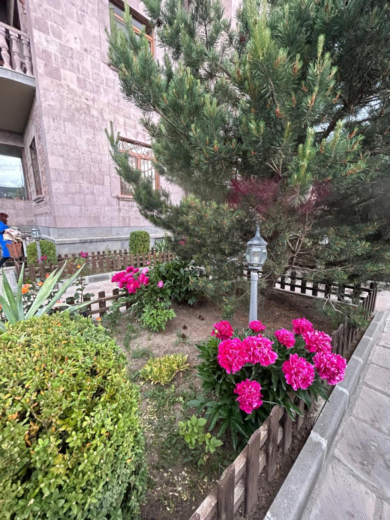In Gyumri Hotel Exterior photo