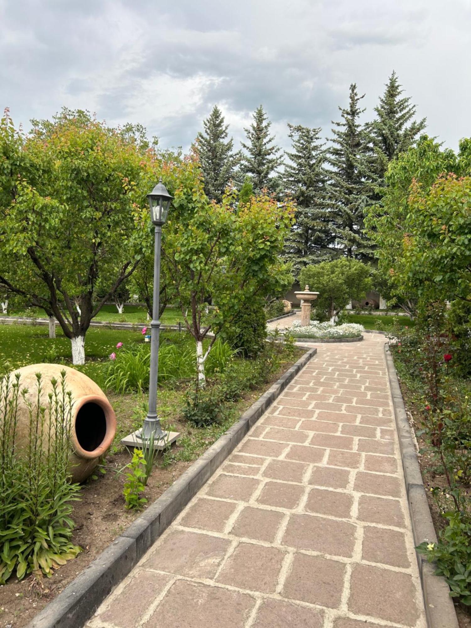 In Gyumri Hotel Exterior photo