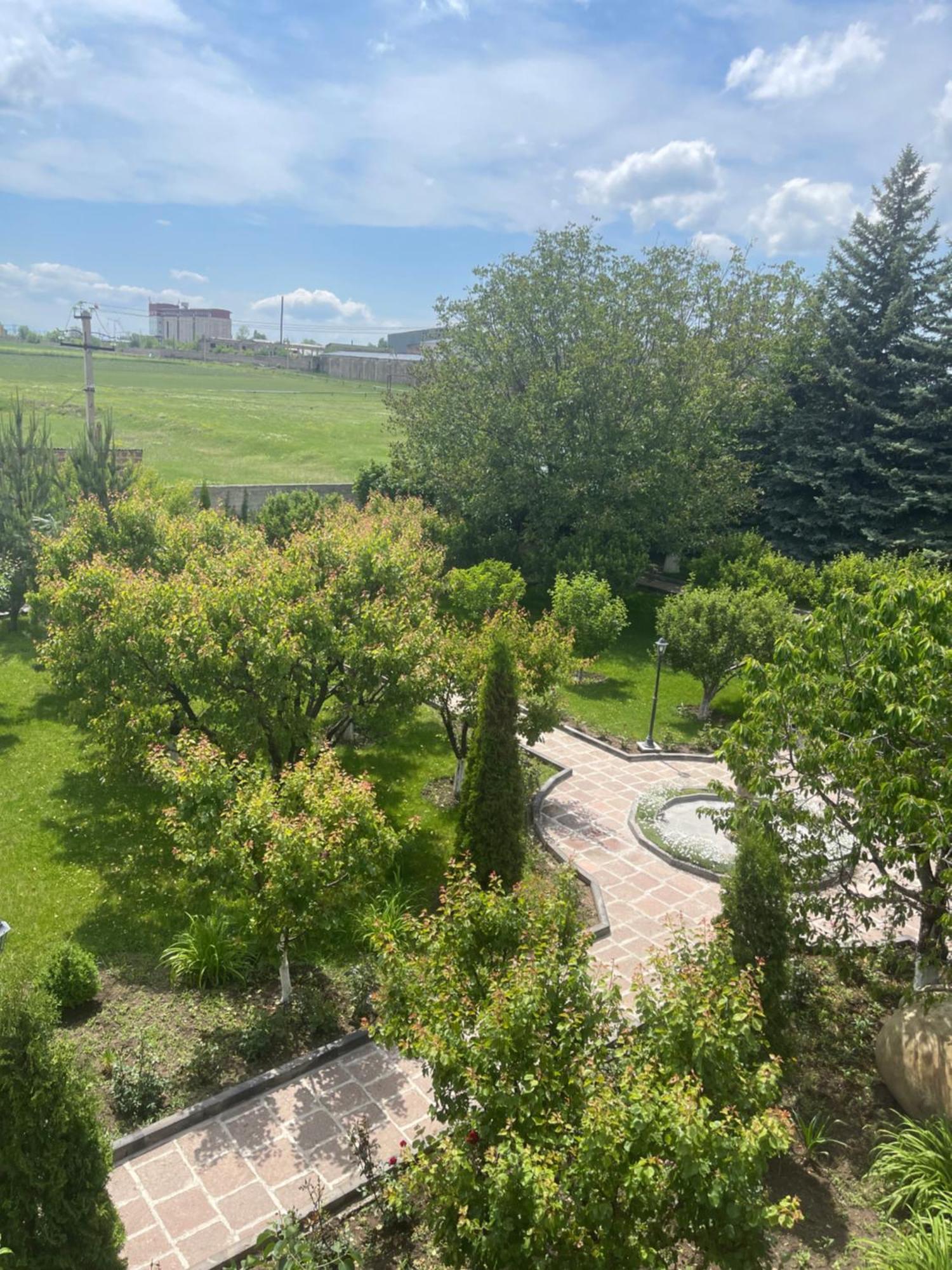 In Gyumri Hotel Exterior photo