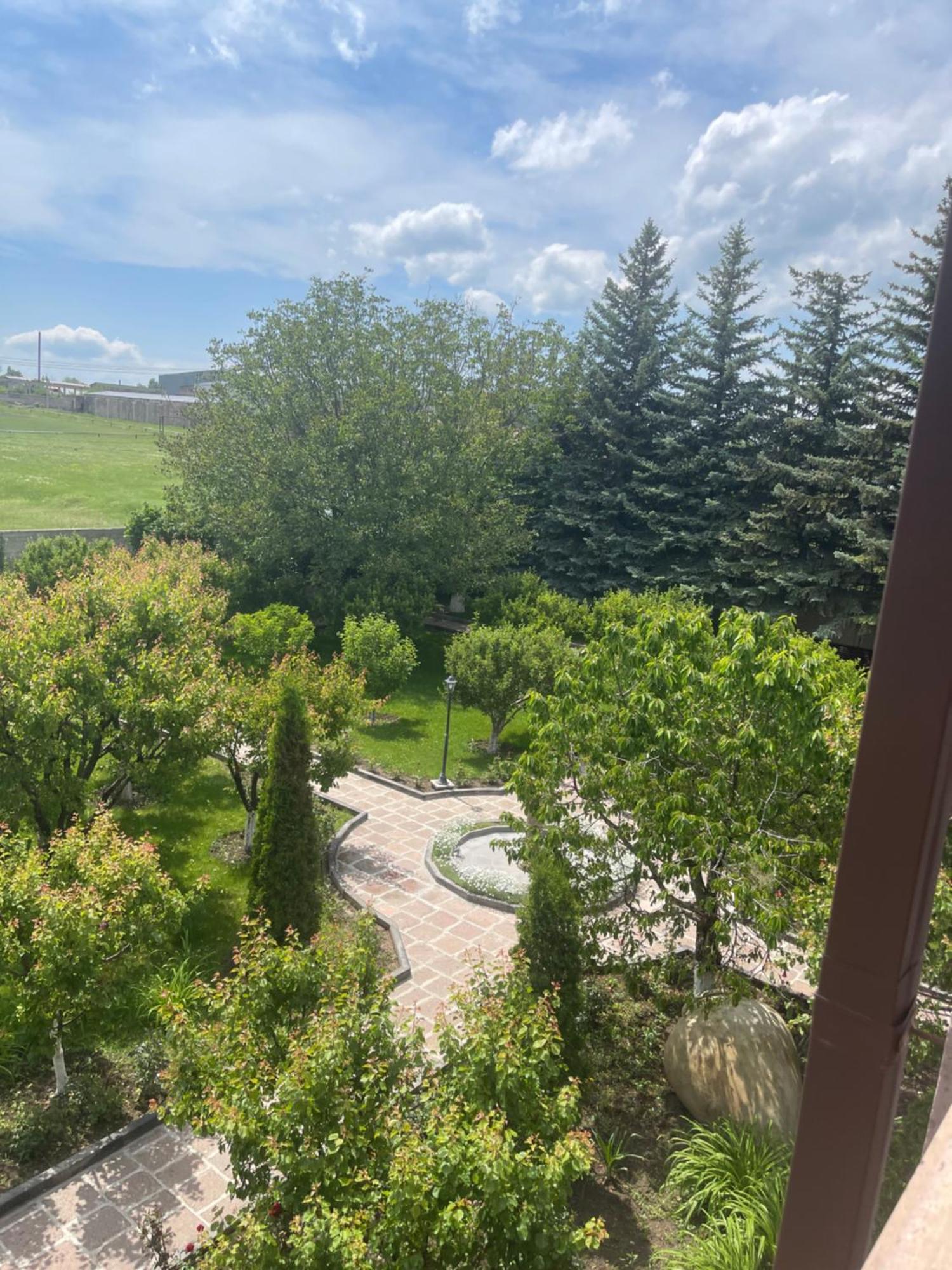 In Gyumri Hotel Exterior photo