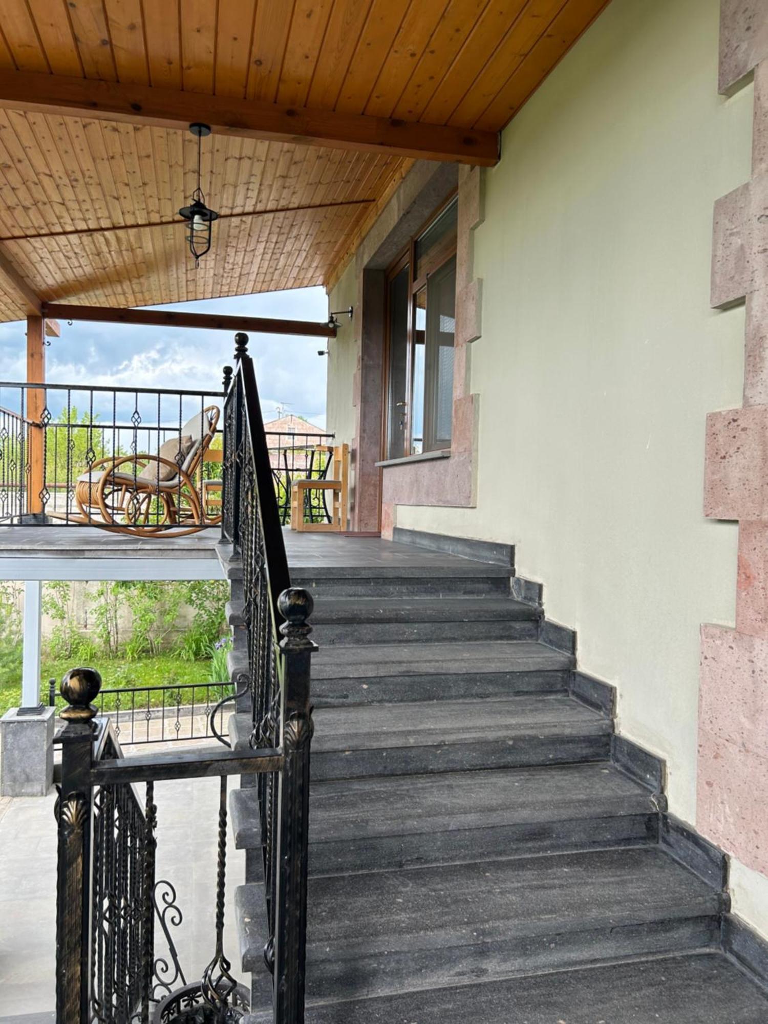 In Gyumri Hotel Exterior photo